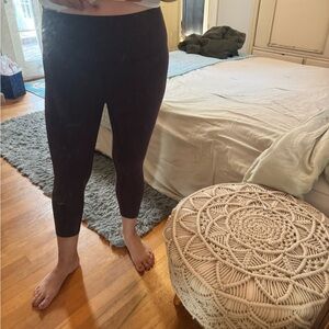 Lululemon crop leggings
